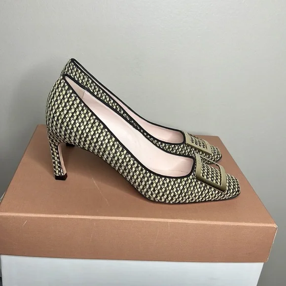 New With Tags Roger Vivier Pumps in fabric size 39 1/2 - Picture 2 of 10